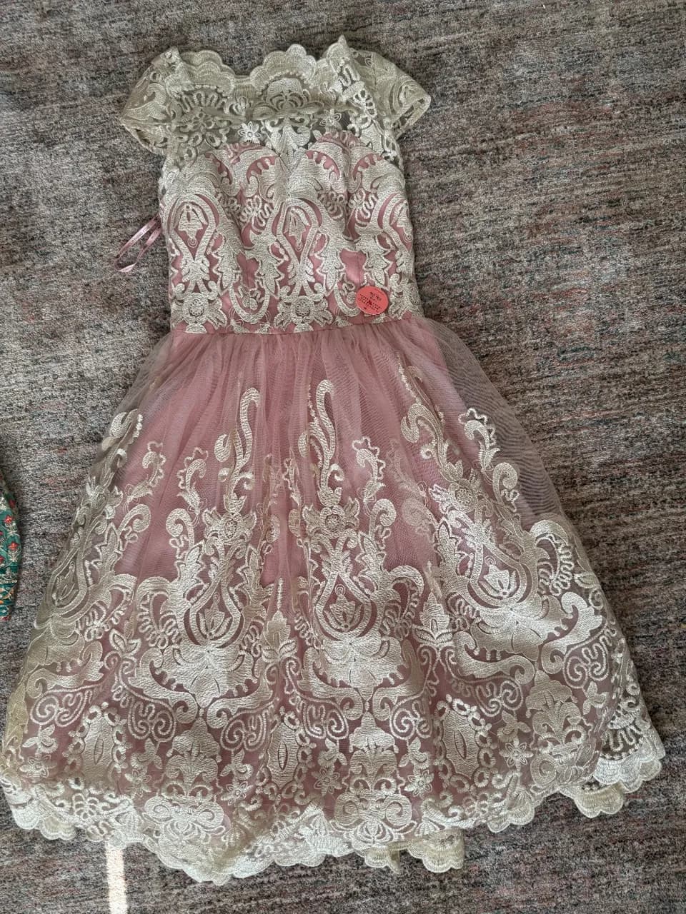 Bridesmaid / embroidered dress — image 1