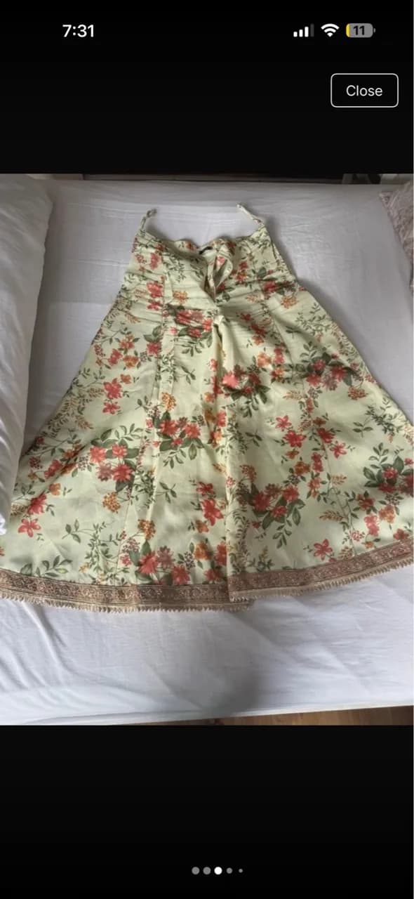 MNR outfit — image 1