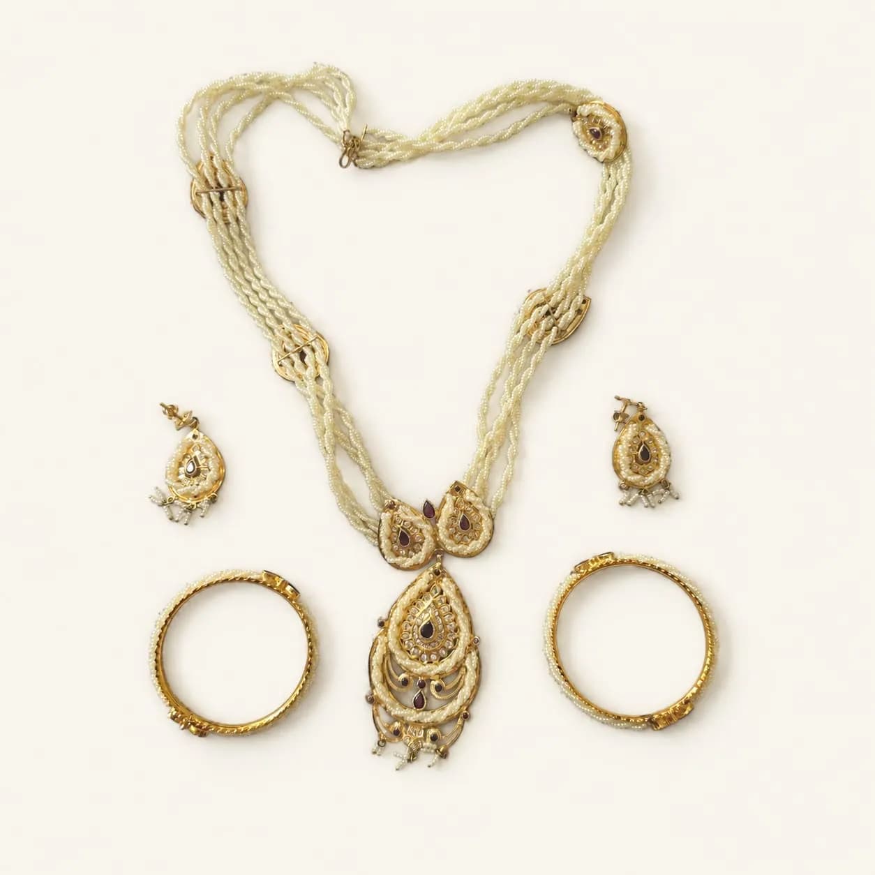 Vintage Indian Style Faux Pearl Jewellery Set Necklace Earrings Bangles Gold Tone Bridal Party — image 1