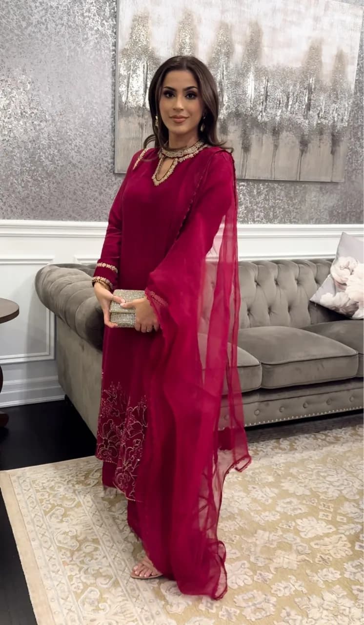 Uzma Babar Wedding Guest Outfit — image 1