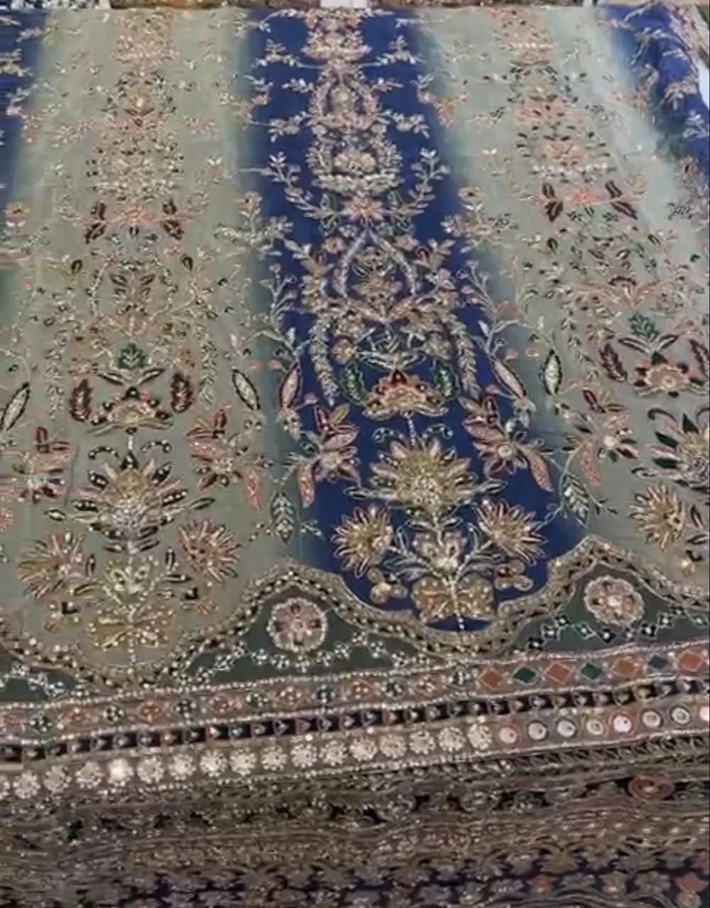 Shalwar kameez — image 1
