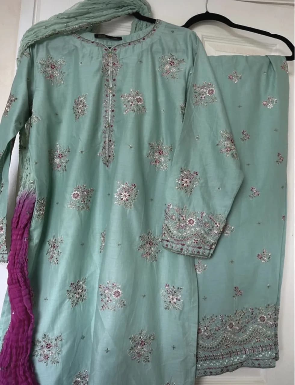 Batik suit — image 1