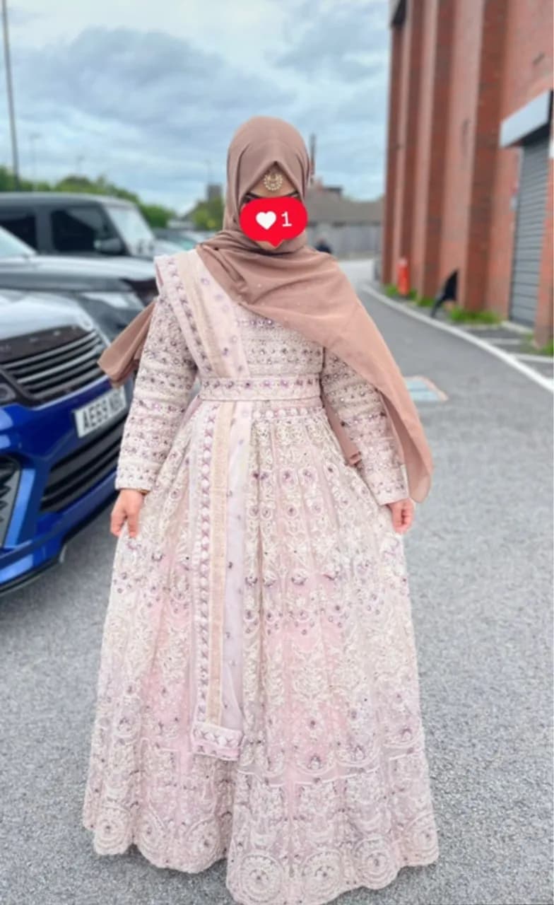 Party wear dress — image 1