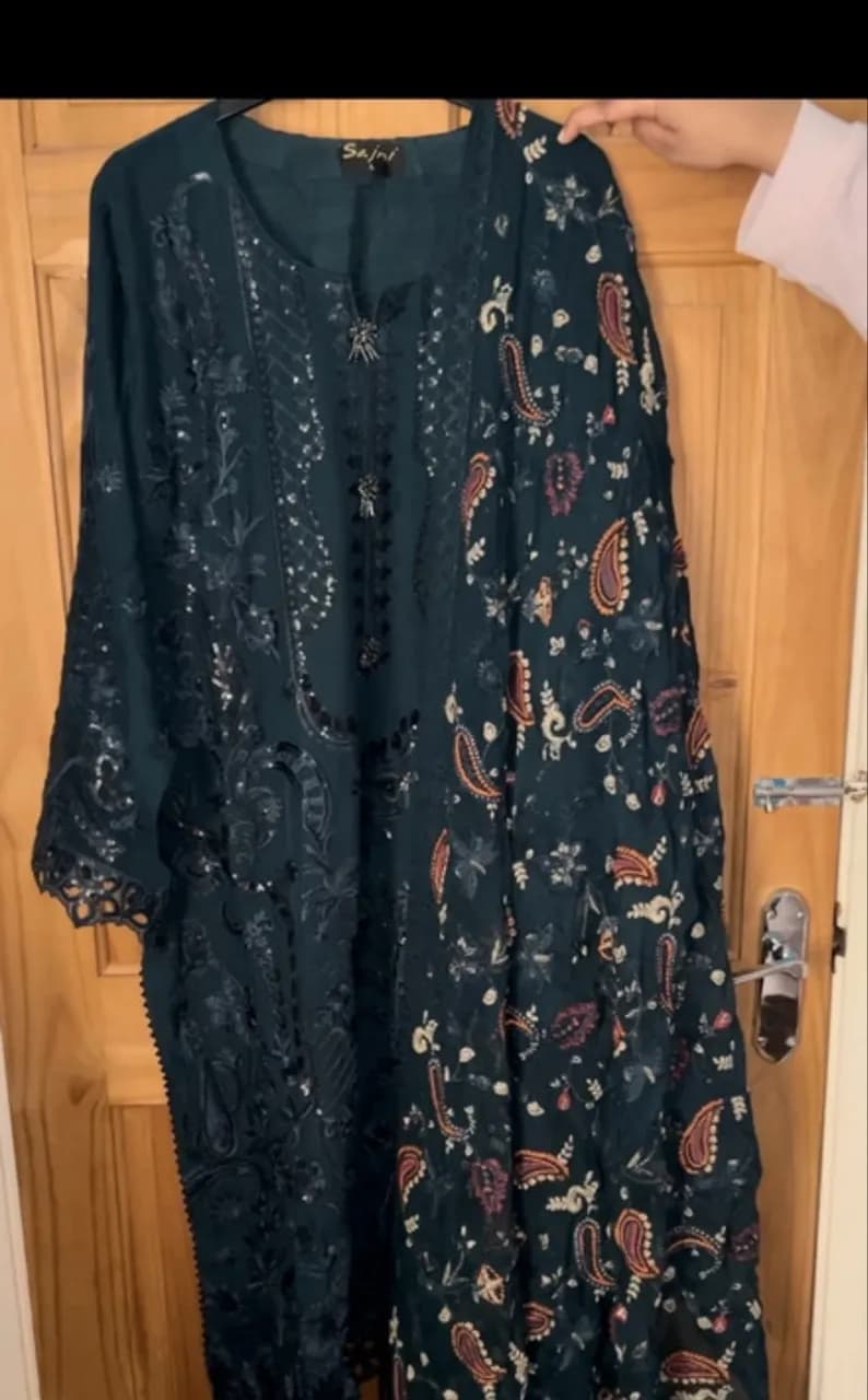 Mariya B 3pc Suit — image 1