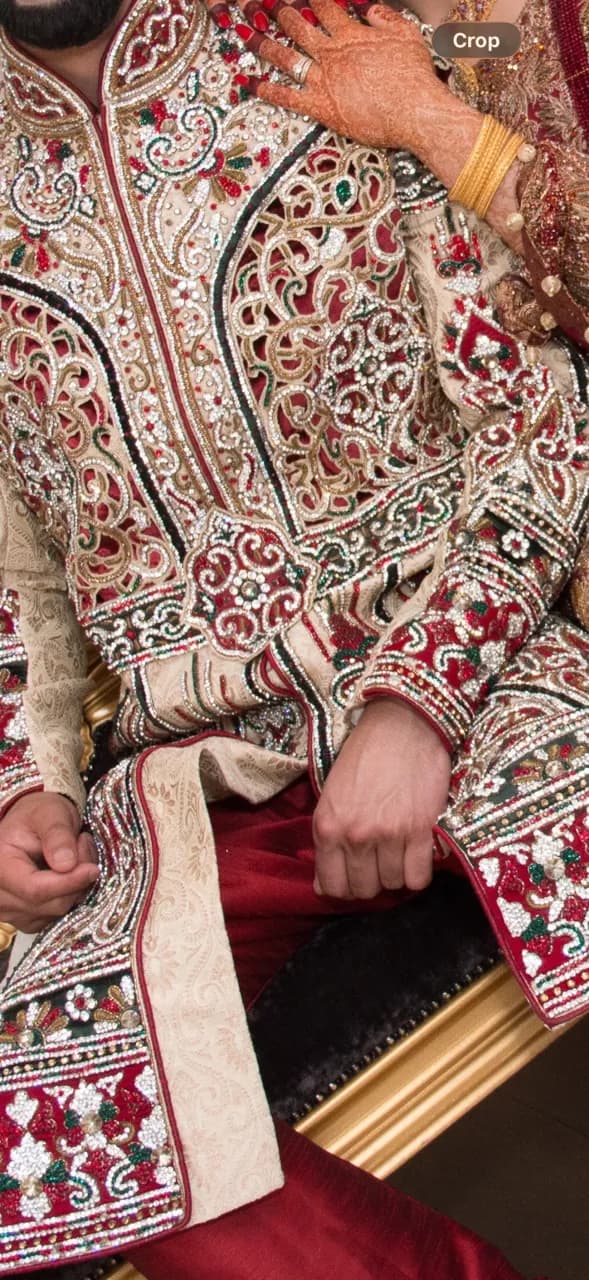 Men’s embroidered Sherwani