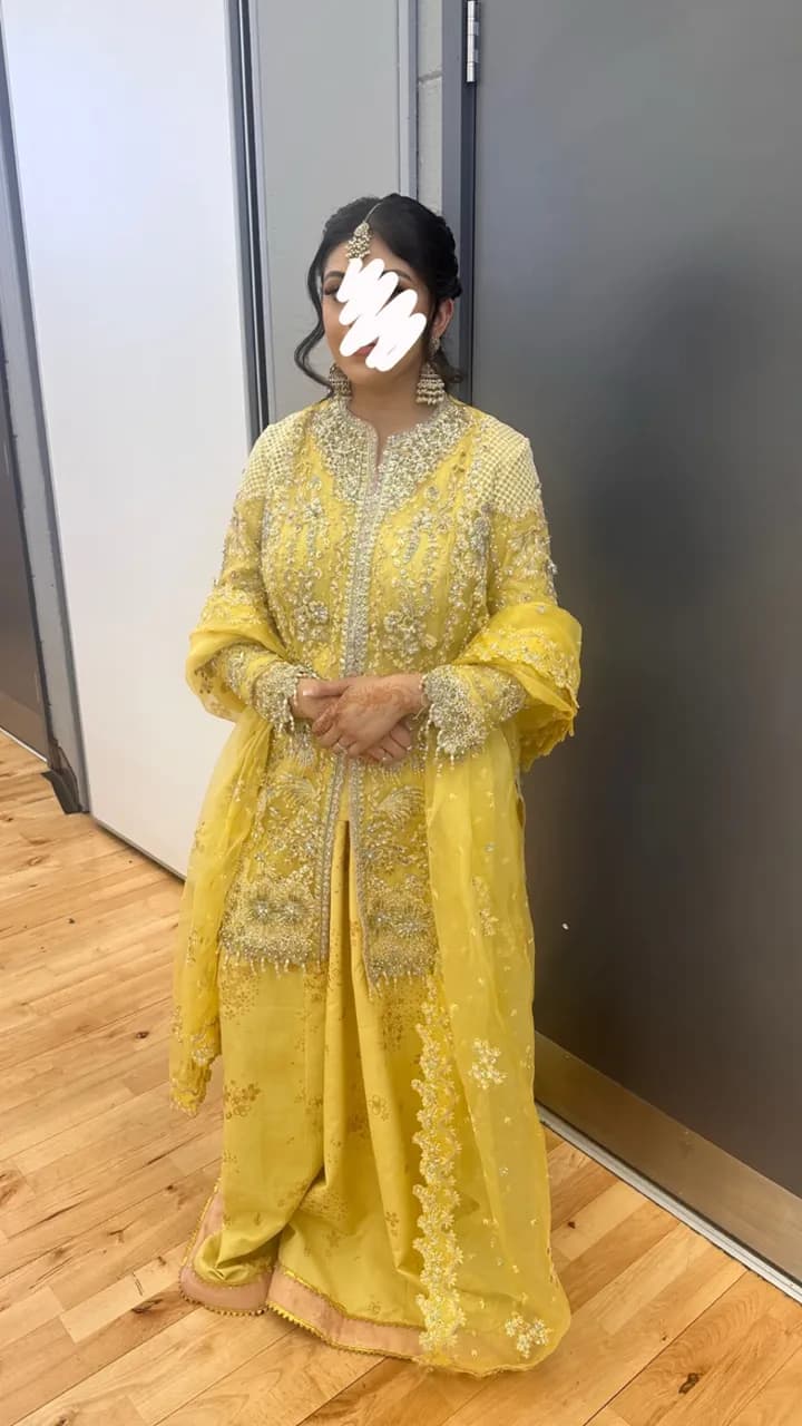 Khakaa Pakistani brand Medium Size — image 1