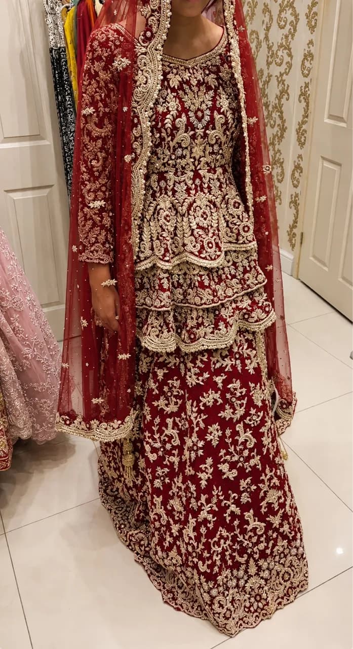 Bridal lengha in size medium — image 1