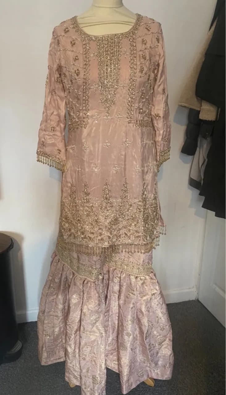 Womens bridal outfit — image 1