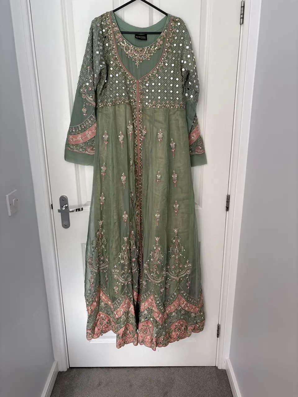 Party outfit- long dress (3 piece) — image 1