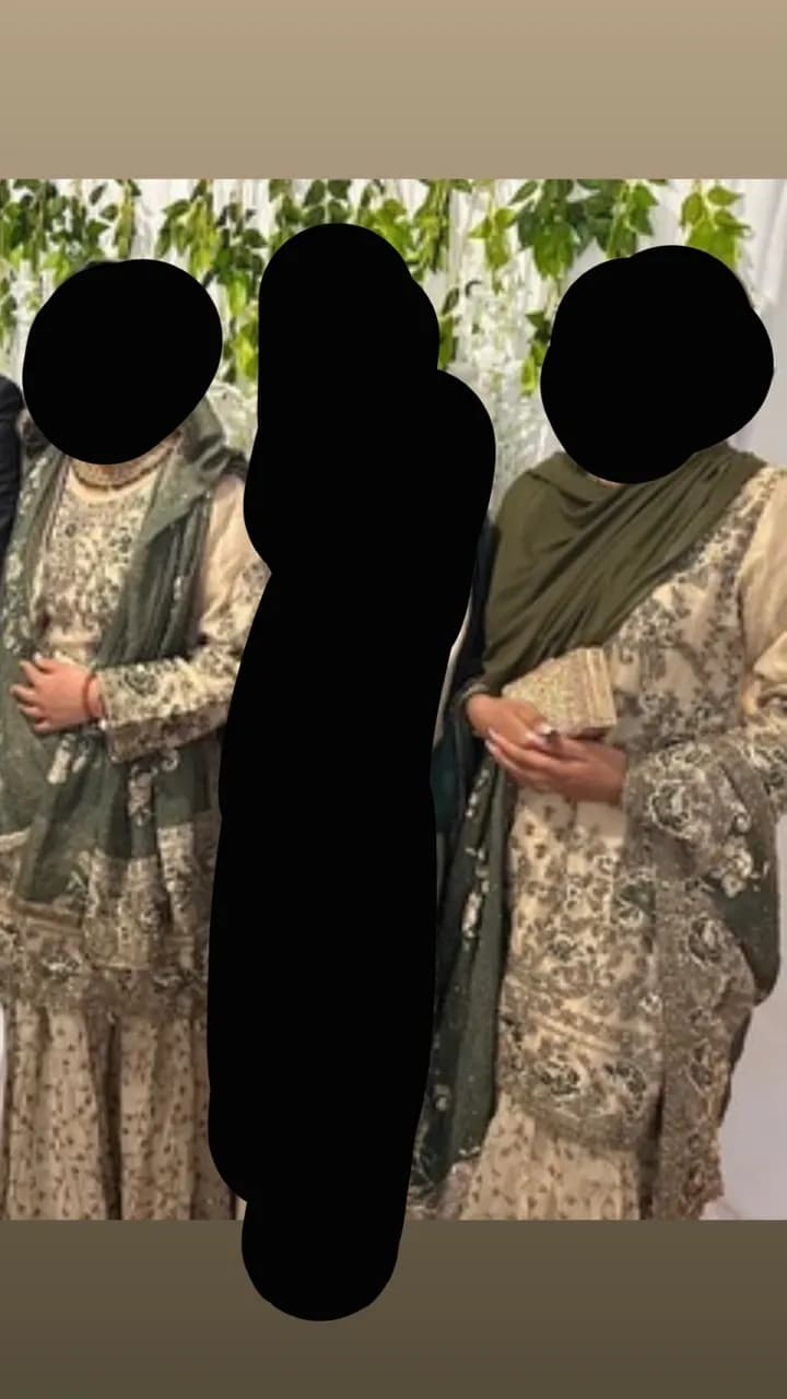 Floral forest green and gold lehenga — image 1