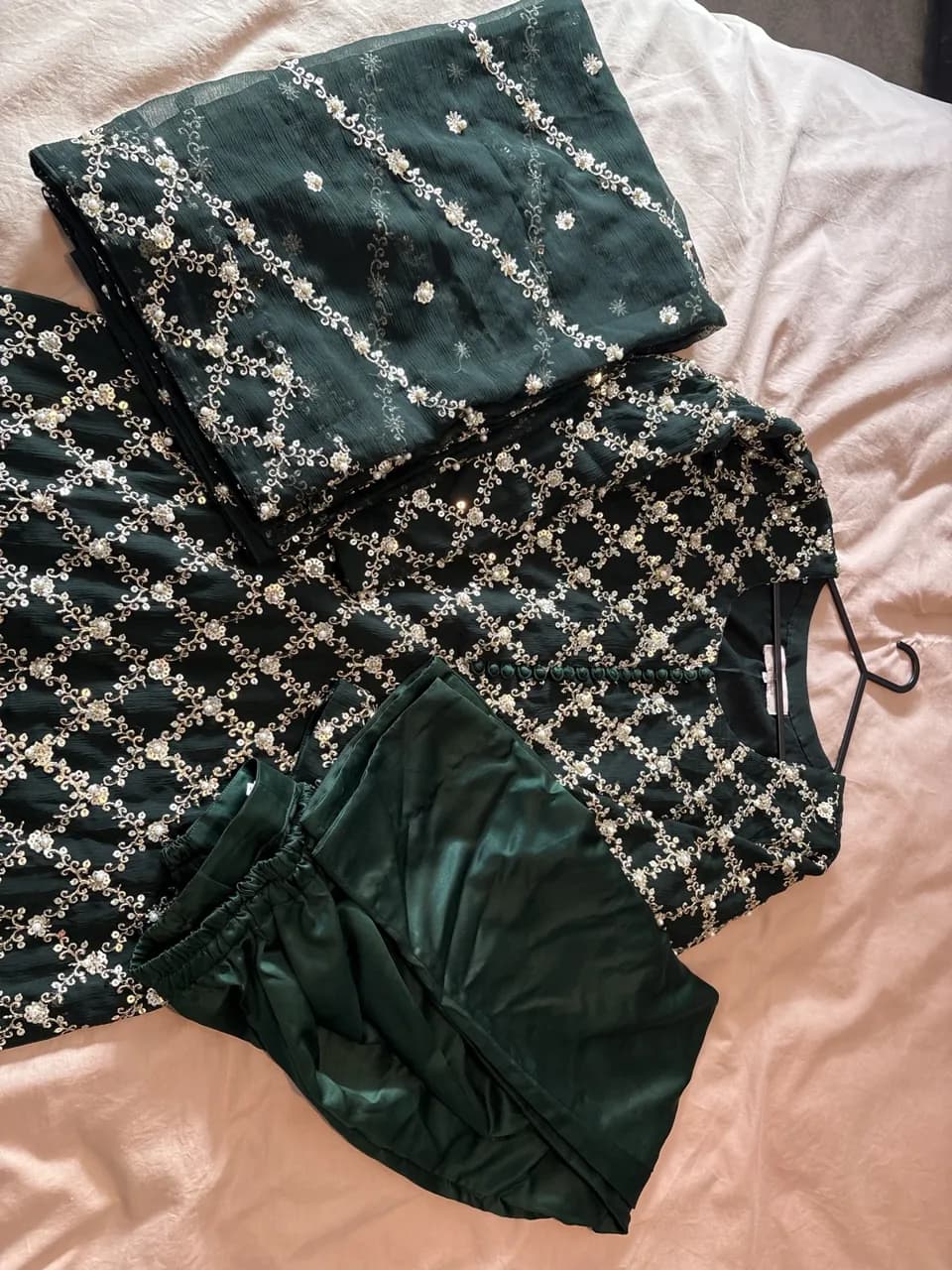 Party outfit- 3 piece — image 1
