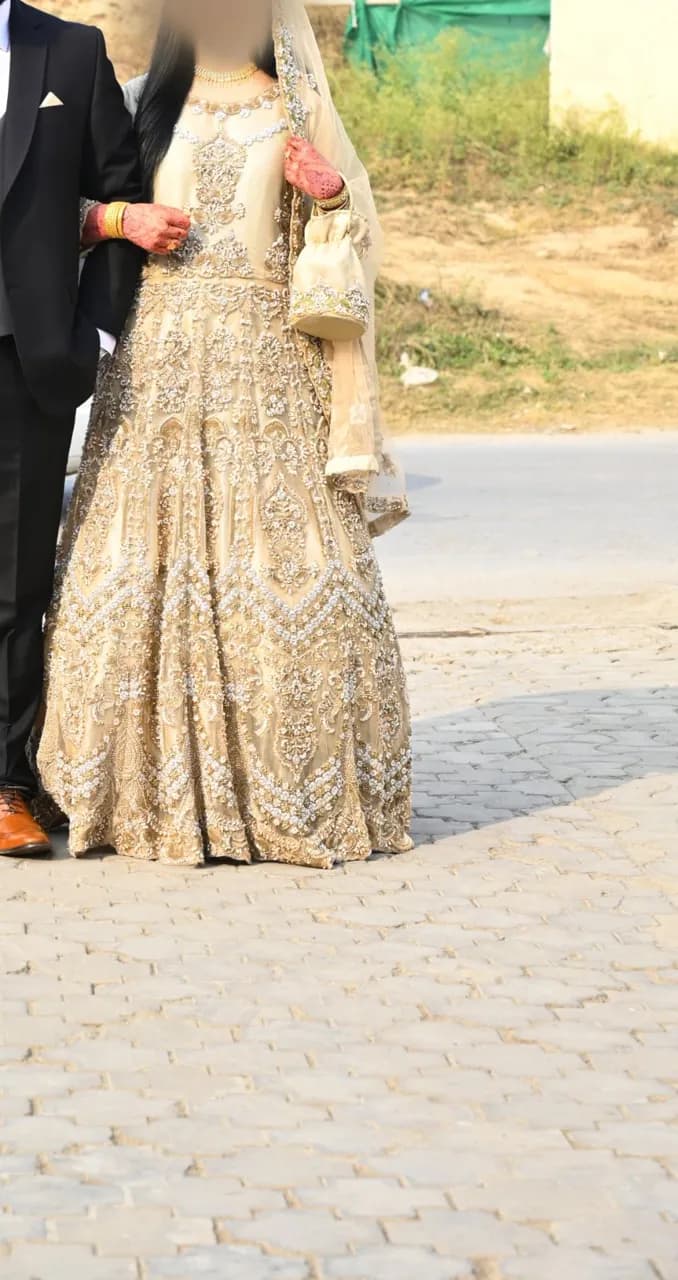 Gold Pakistani Bridal Dress — image 1