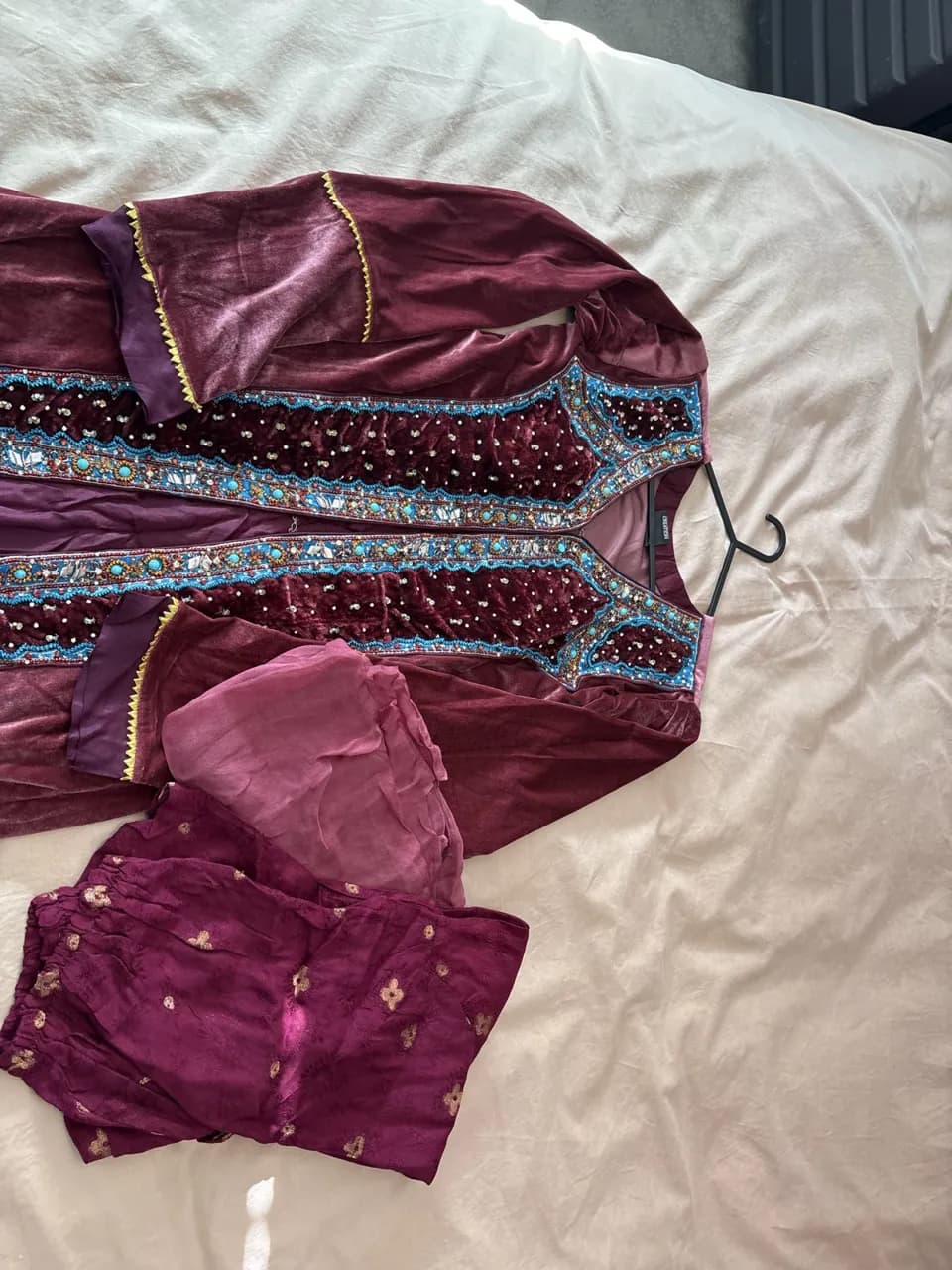 Party outfit- velvet long dress (3 piece) — image 1