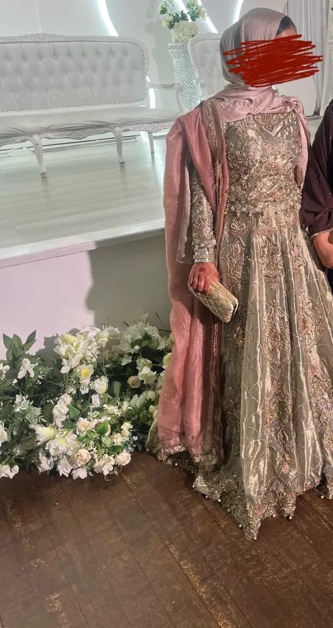 Hoor Qasim lengha