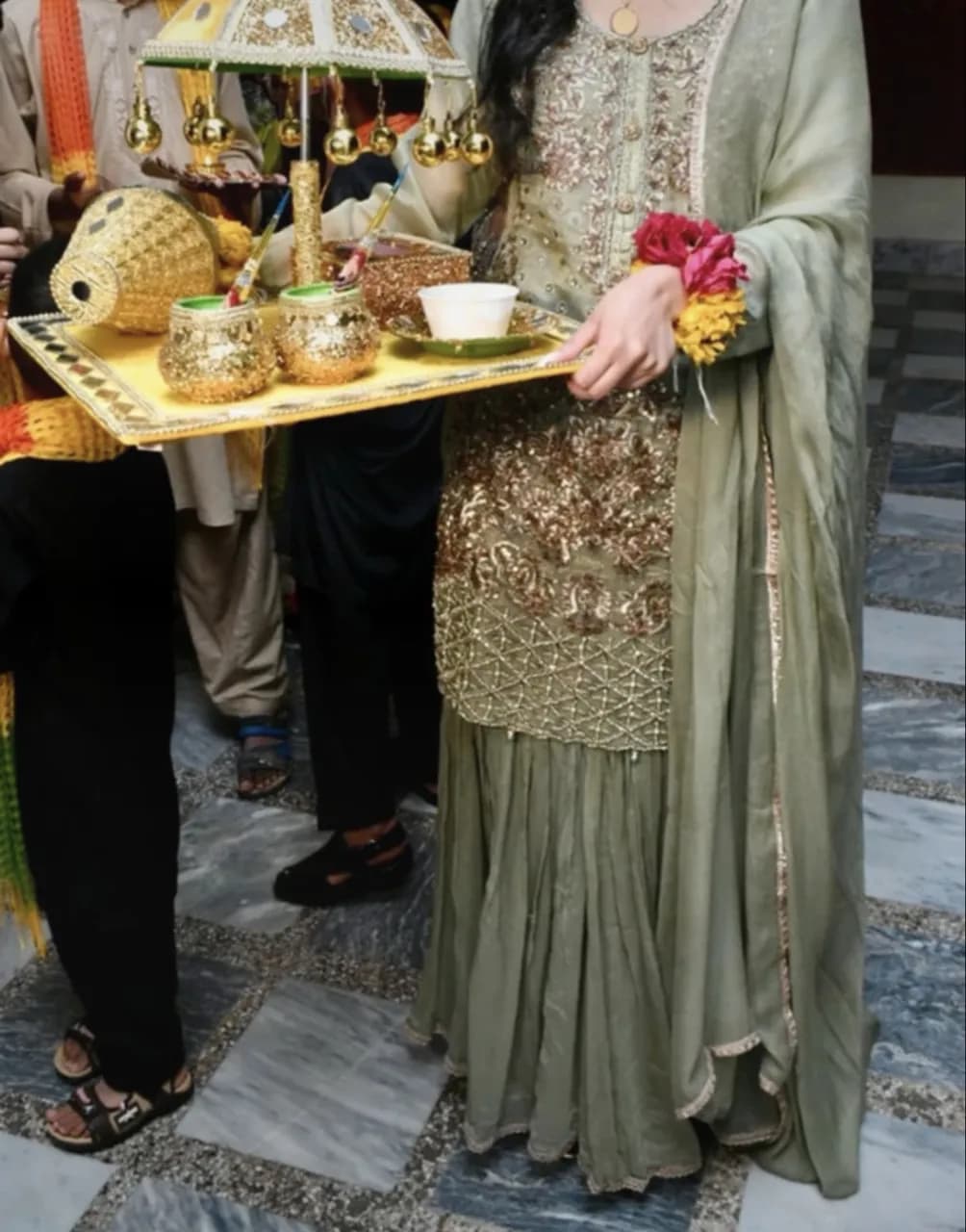 Pakistani Mendhi Suit