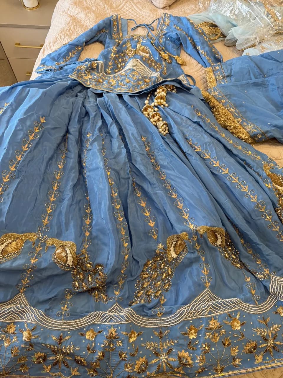 Party wear lehnga — image 1