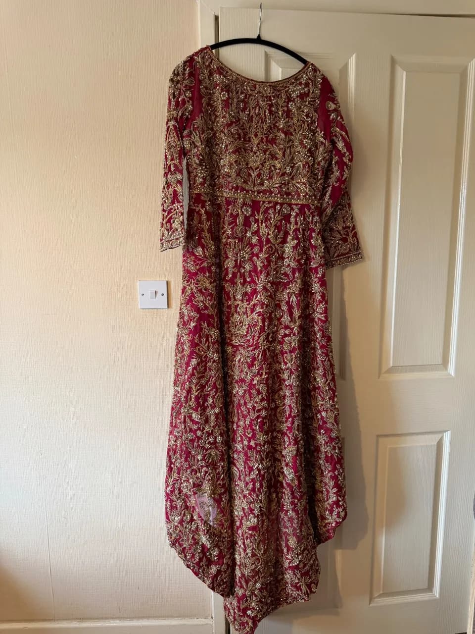 Bespoke Pakistani Bridal Lehenga Set – UK 10–12 – Worn Once — image 1