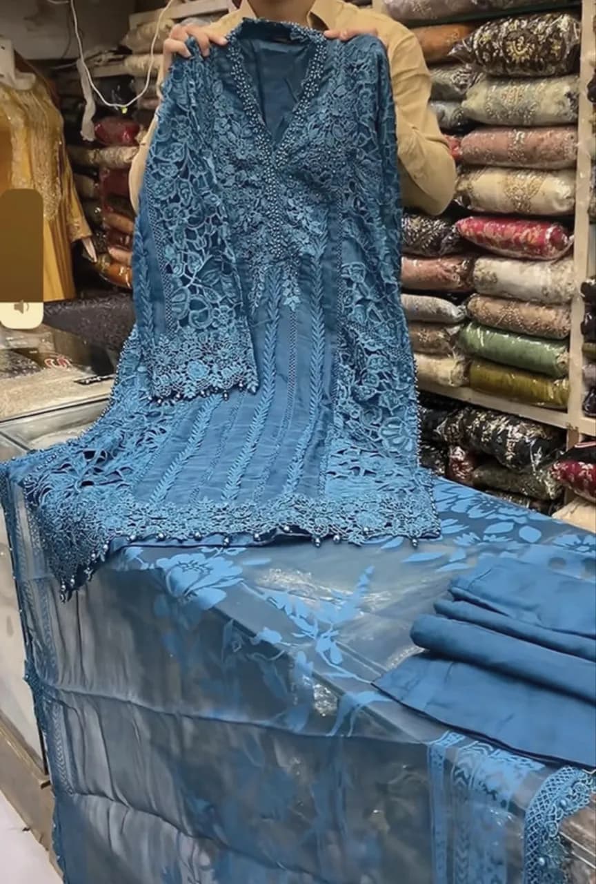 Mariya B 3pc Suit — image 1