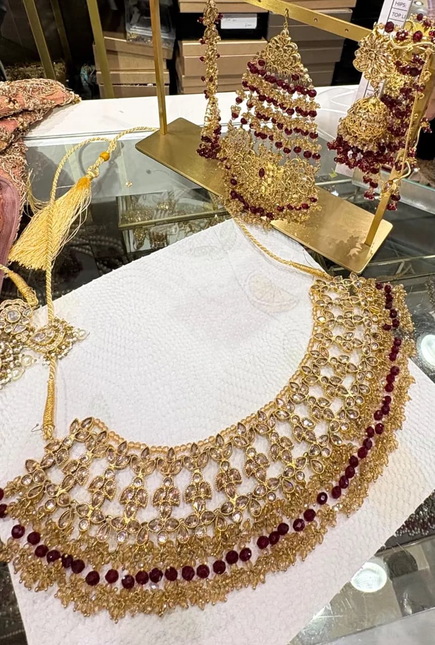 Bridal Red Jewellery — image 1