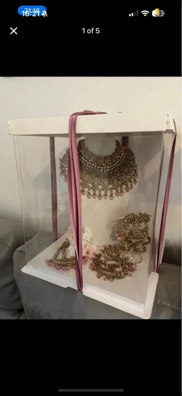 Wedding jewellery set