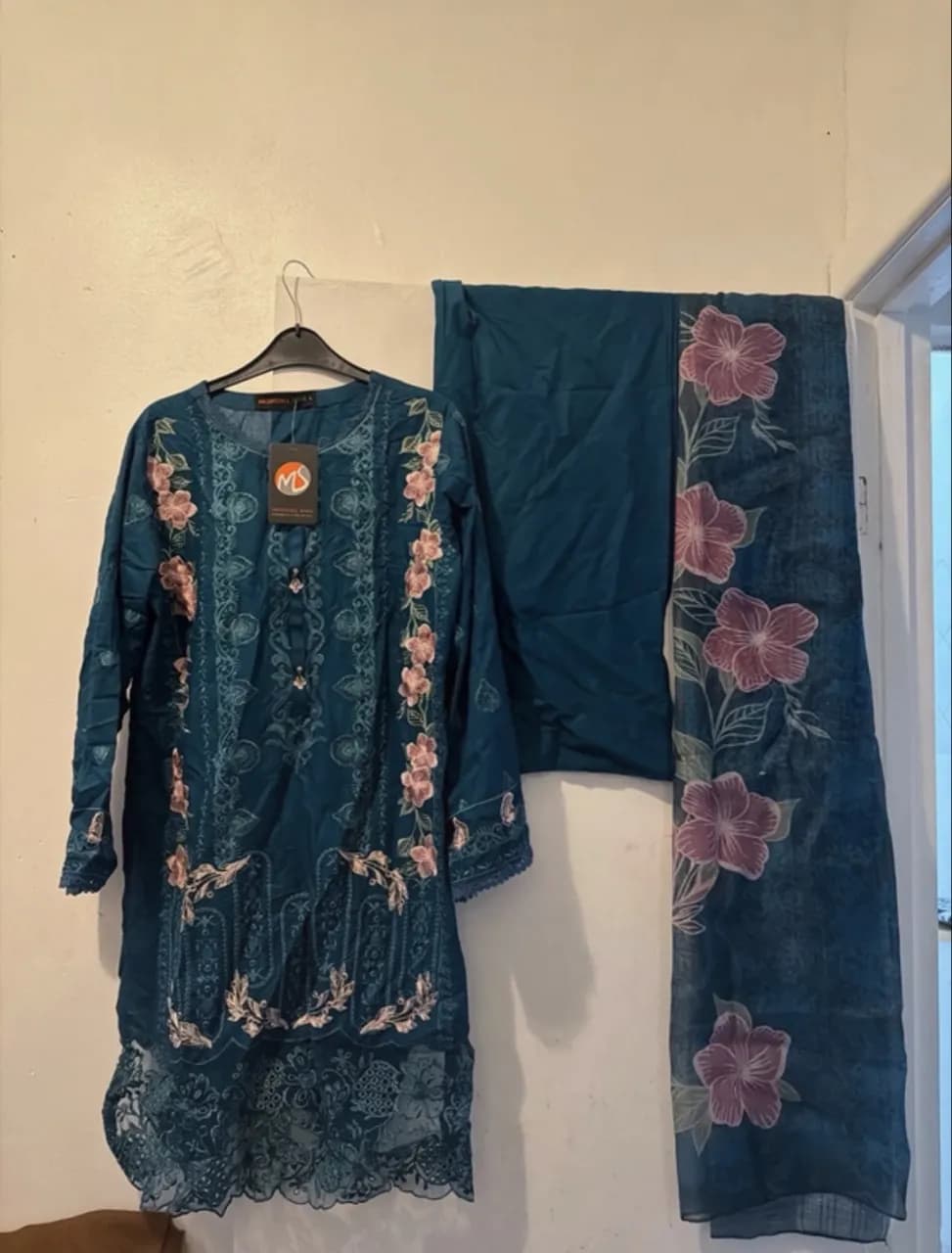 Asian wear — image 1