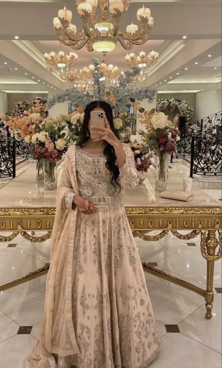 Pakistani pink wedding outfit — image 1