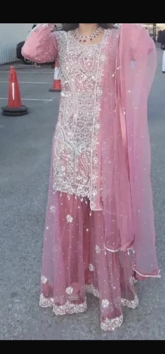 Pink wide leg heavy suit with embroidery — image 1