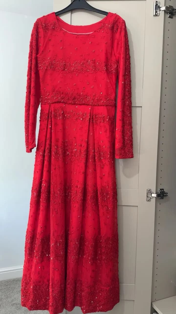 Gown — image 1