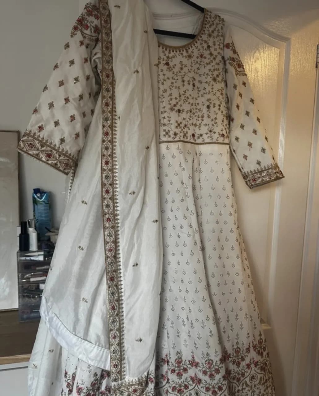 White long dress — image 1