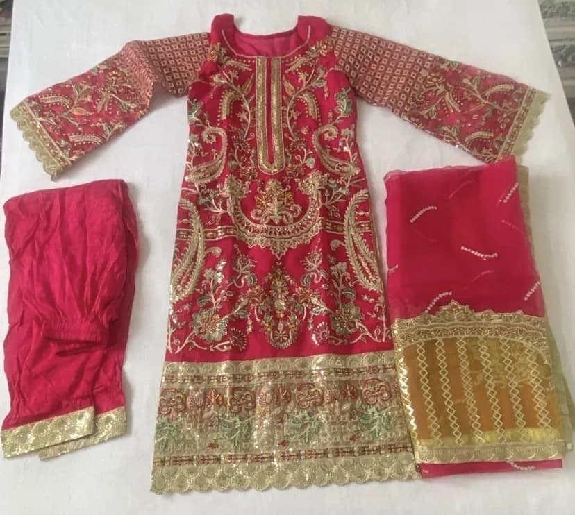 Women’s Bright Pink salwar kameez with intricate details, Size S, 3 pcs