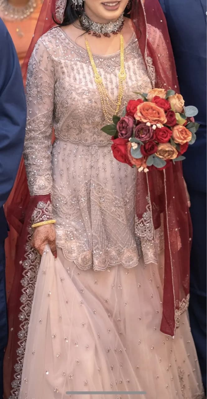 Beige bridal lehenga with wine dupatta — image 1