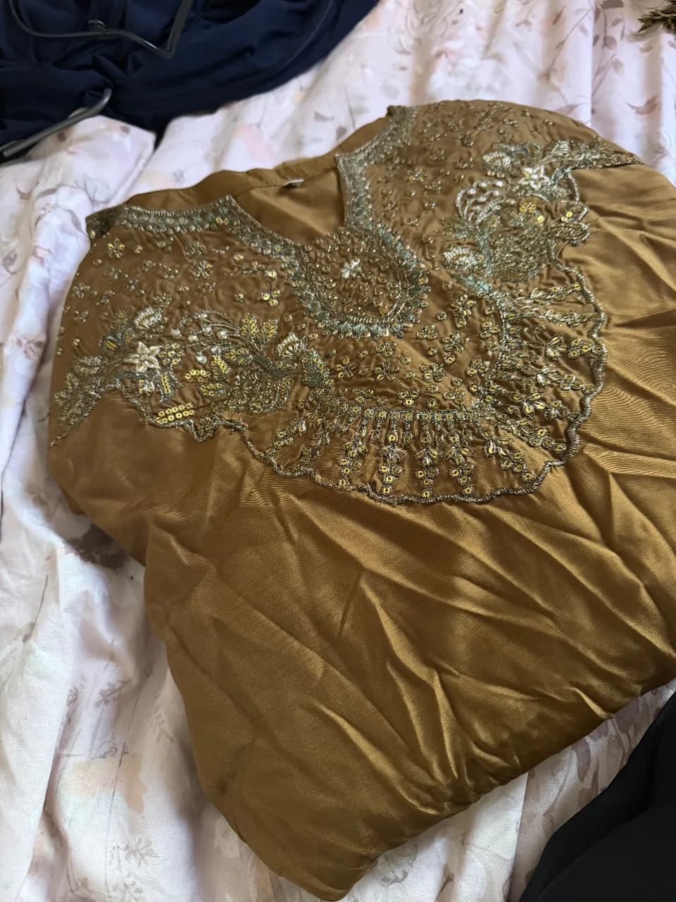 Mehndi colour salwar kameez — image 1