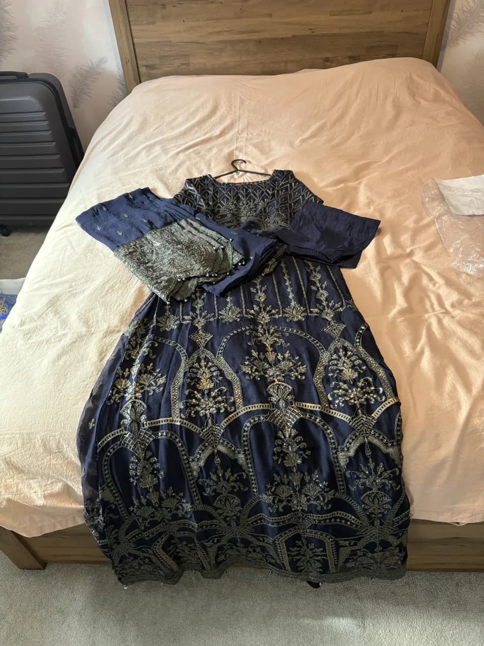 Party outfit- maxi dress (3 piece) — image 1