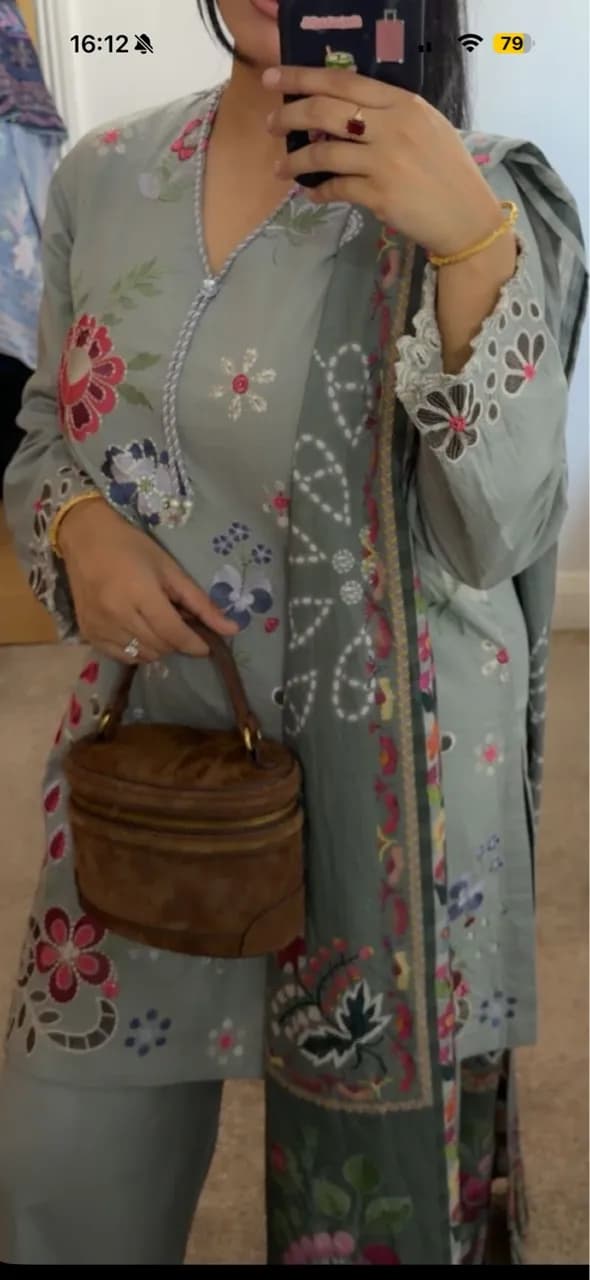 Salwar kameez
