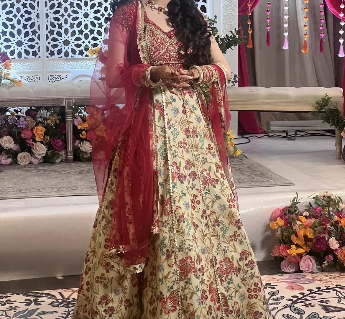 Bridal Lehenga with Dupatta — image 1