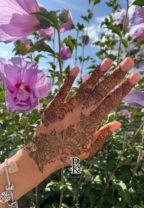hennaby.rk - Mehndi services UK