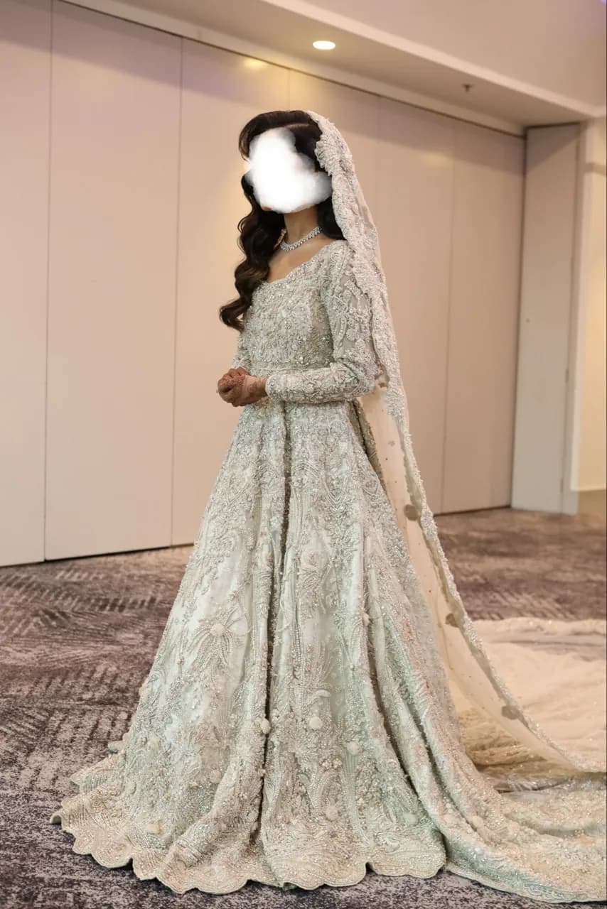 Suffuse by Sana Yasir Bridal Lengha — image 1