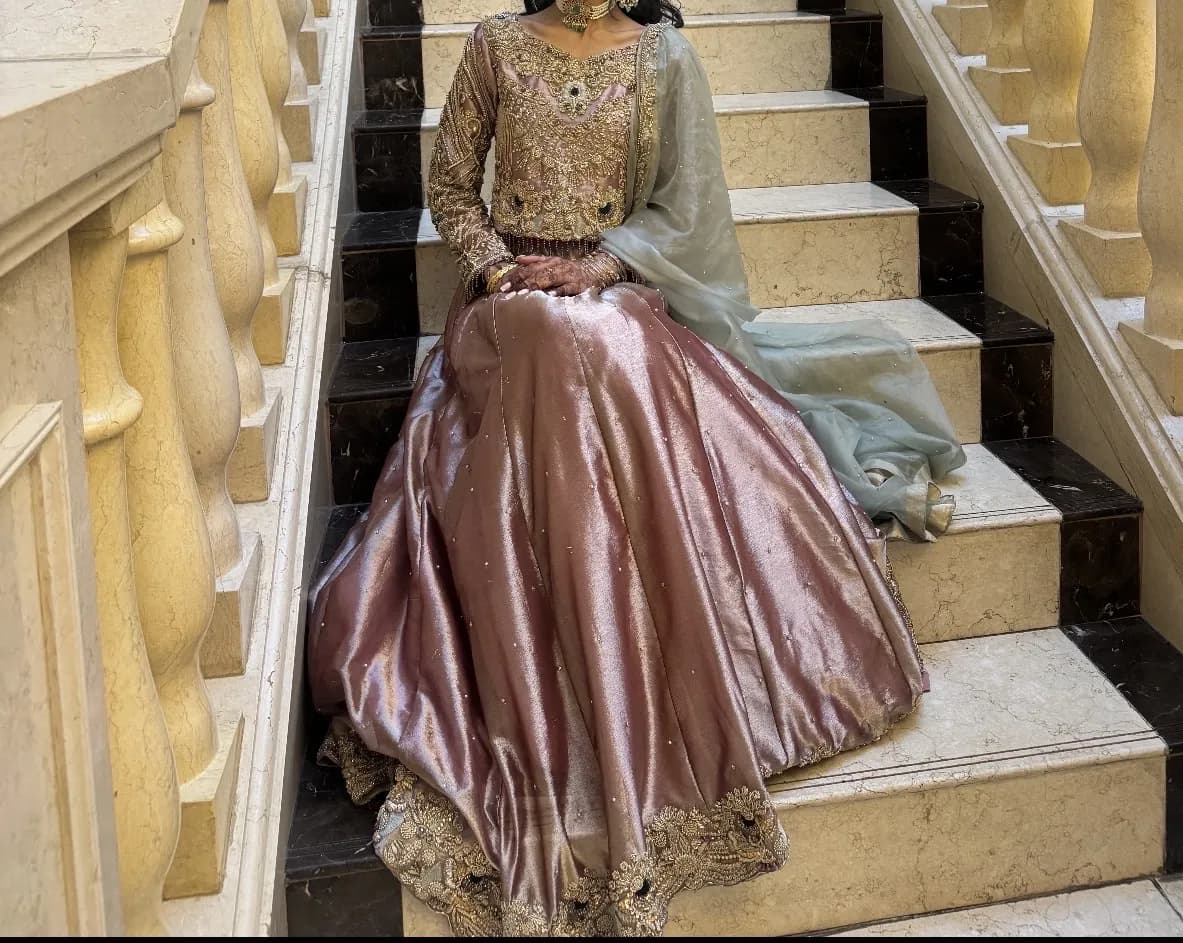 ✨ Pistachio & Dusty Pink Lehenga Choli ✨ Heavy embroidered — image 1