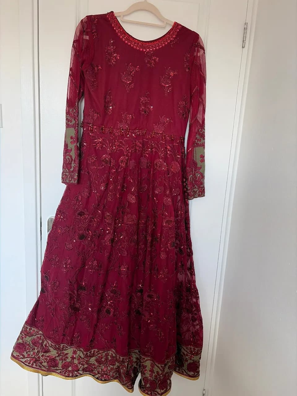 Partywear — image 1