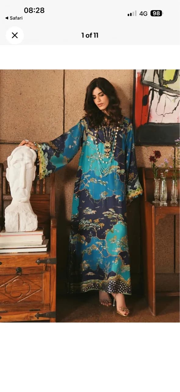 Original crimson kaftan — image 1