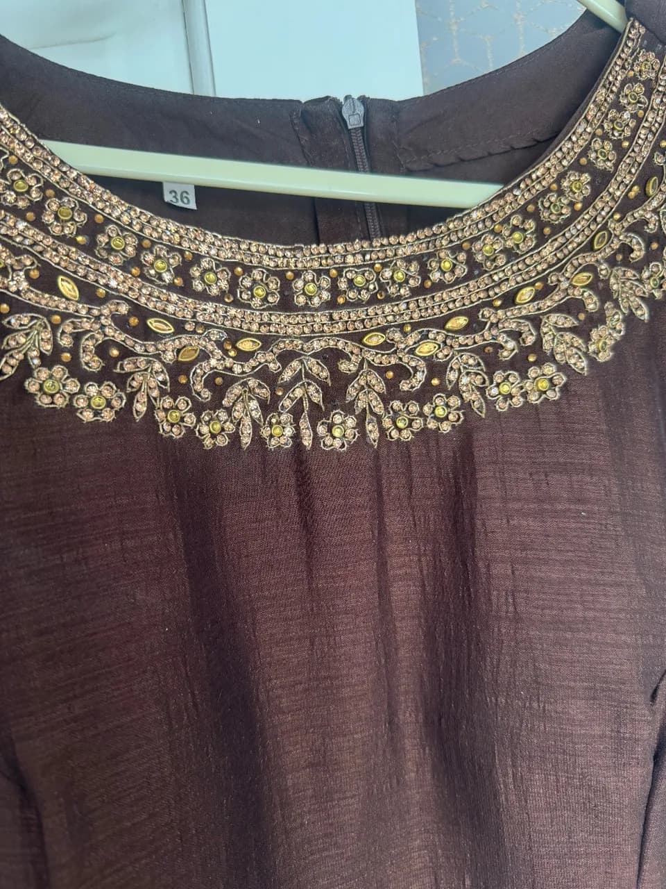 Partywear — image 1