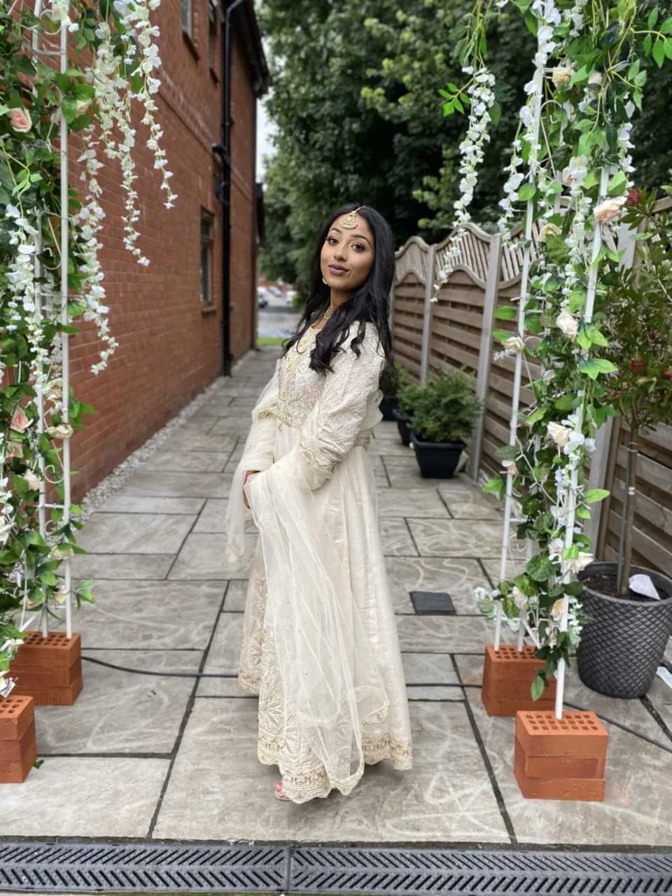 Elegant White Partywear Maxidress — image 1