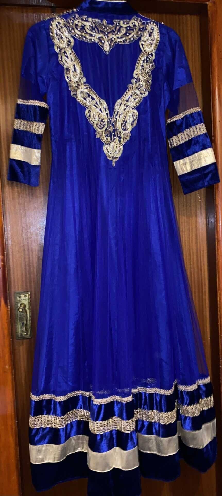 Royal blue full length party dress. — image 1