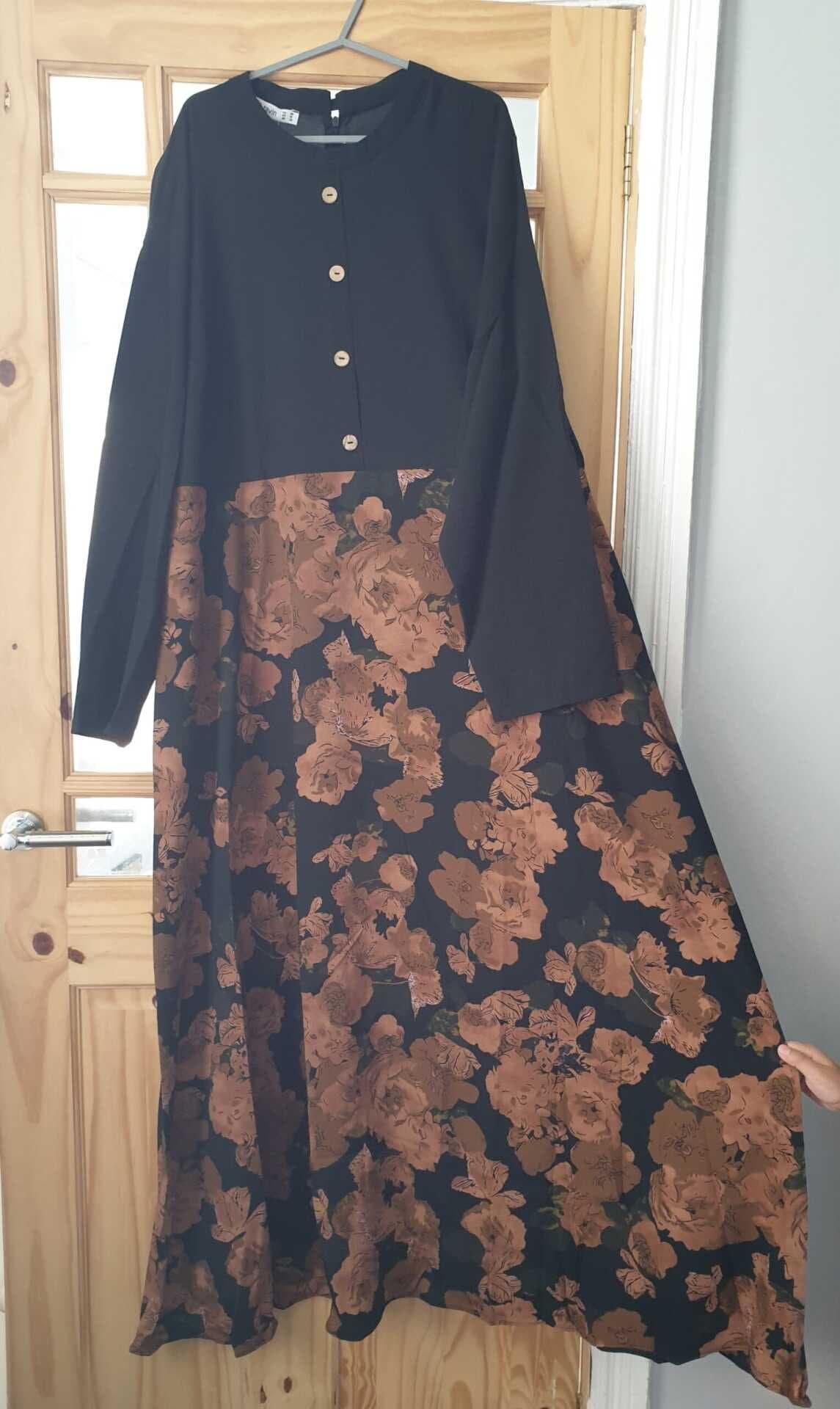 Black long dress — image 1