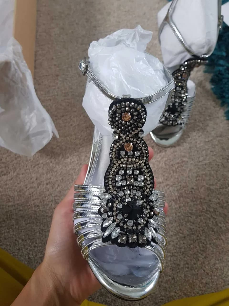 Heels size 4 — image 1