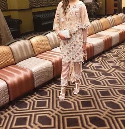 Heavy Wedding Wear/Party Unique Pieces — image 1