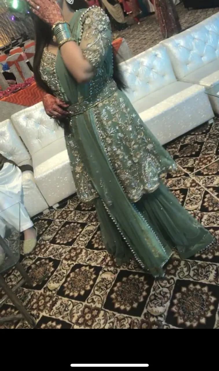 Dress — image 1