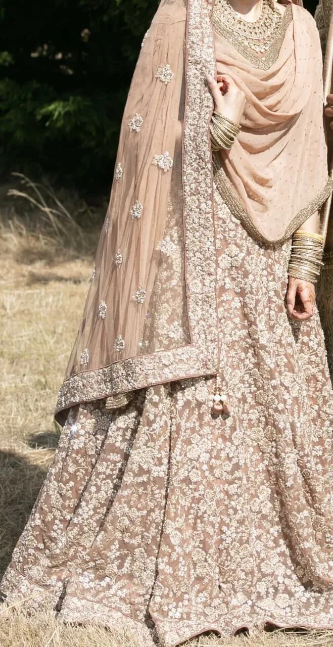 Bridal Lehenga Gold/Pink/Nude/Beige — image 1