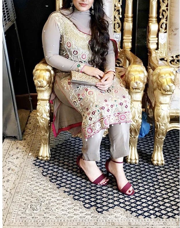 Beige FORMAL outfit — image 1