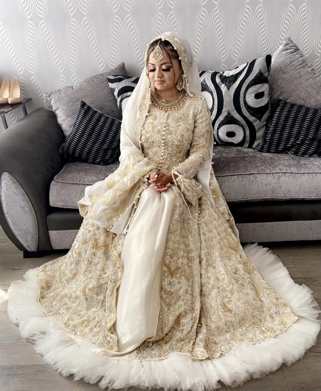 Bridal Dress — image 1